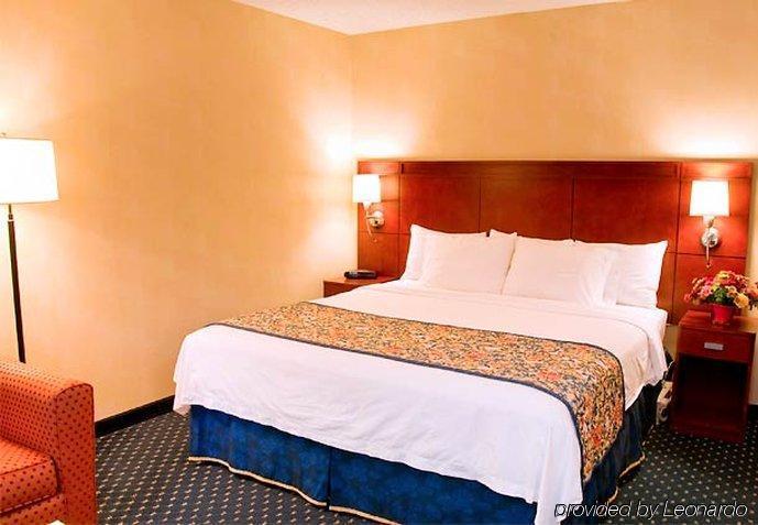 Hotel Courtyard By Marriott Stockton Exterior foto
